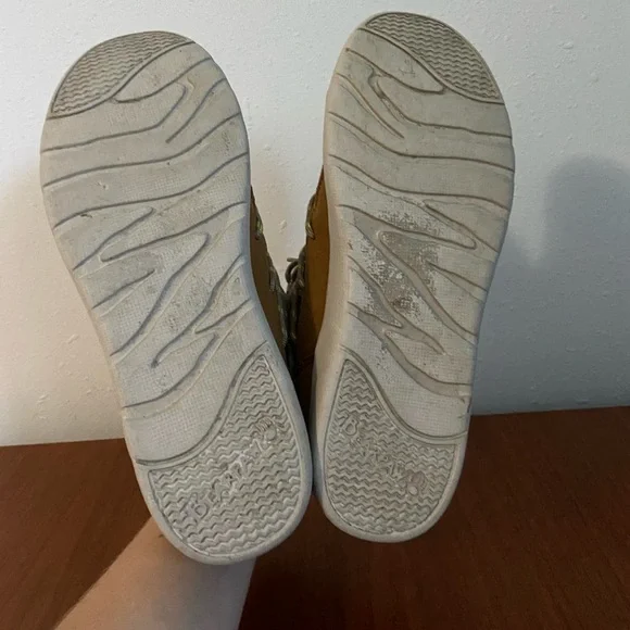 Brown and Tan Bearpaw Mid-top Lace-up Sneaker Boots - Picture 6 of 7